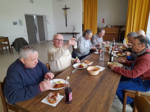 Sauber um die Kirche 2024