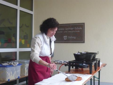 bauernmarkt-schmalzgebaeck-auszogne