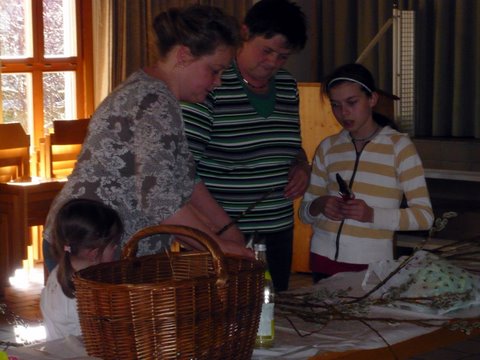 Palmbuschen binden 2010